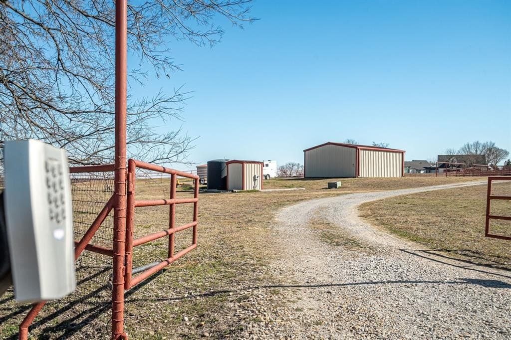 26.96 acres in Collin County - photo 9