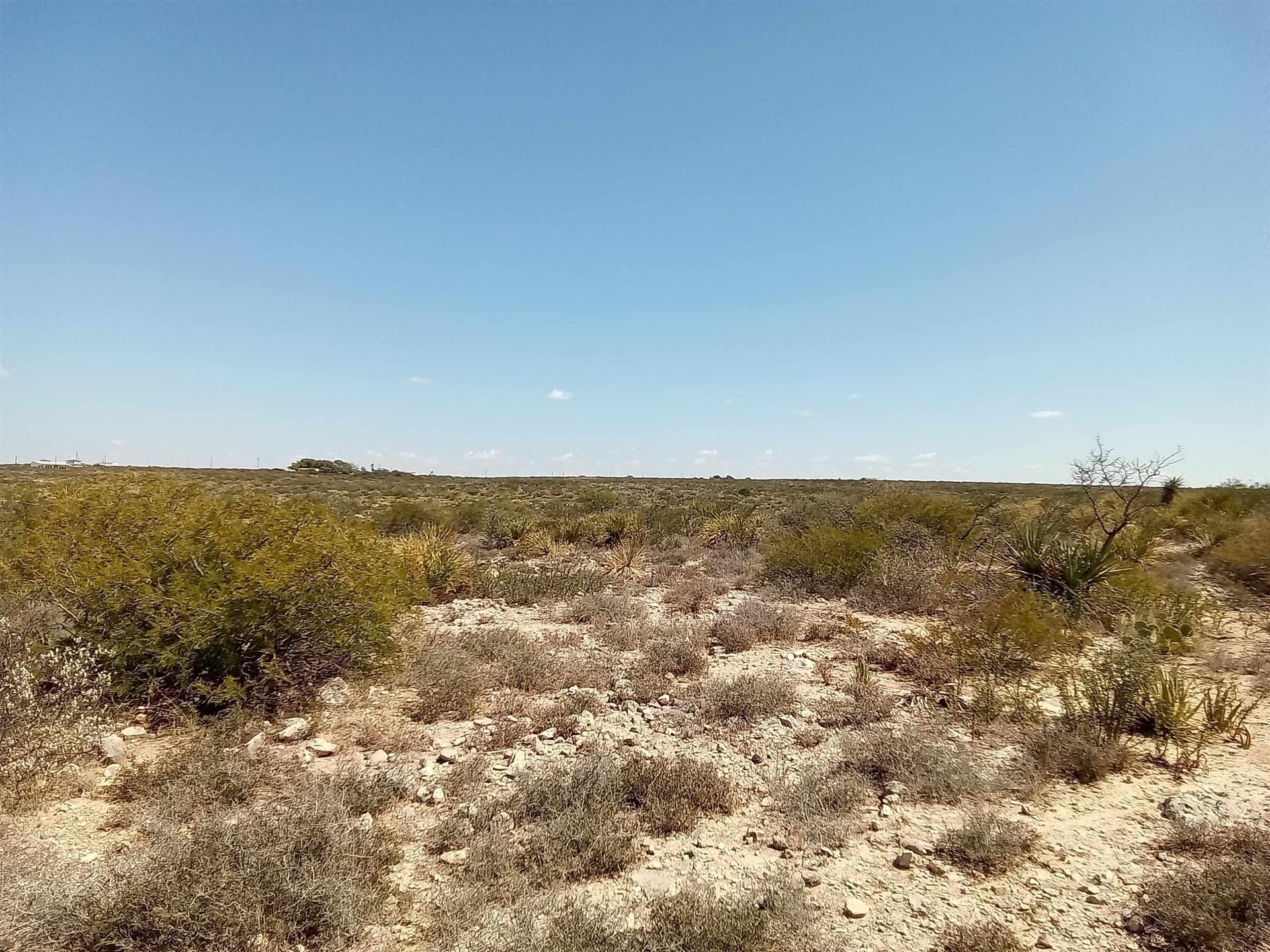 12.71 acres in Val Verde County - photo 2