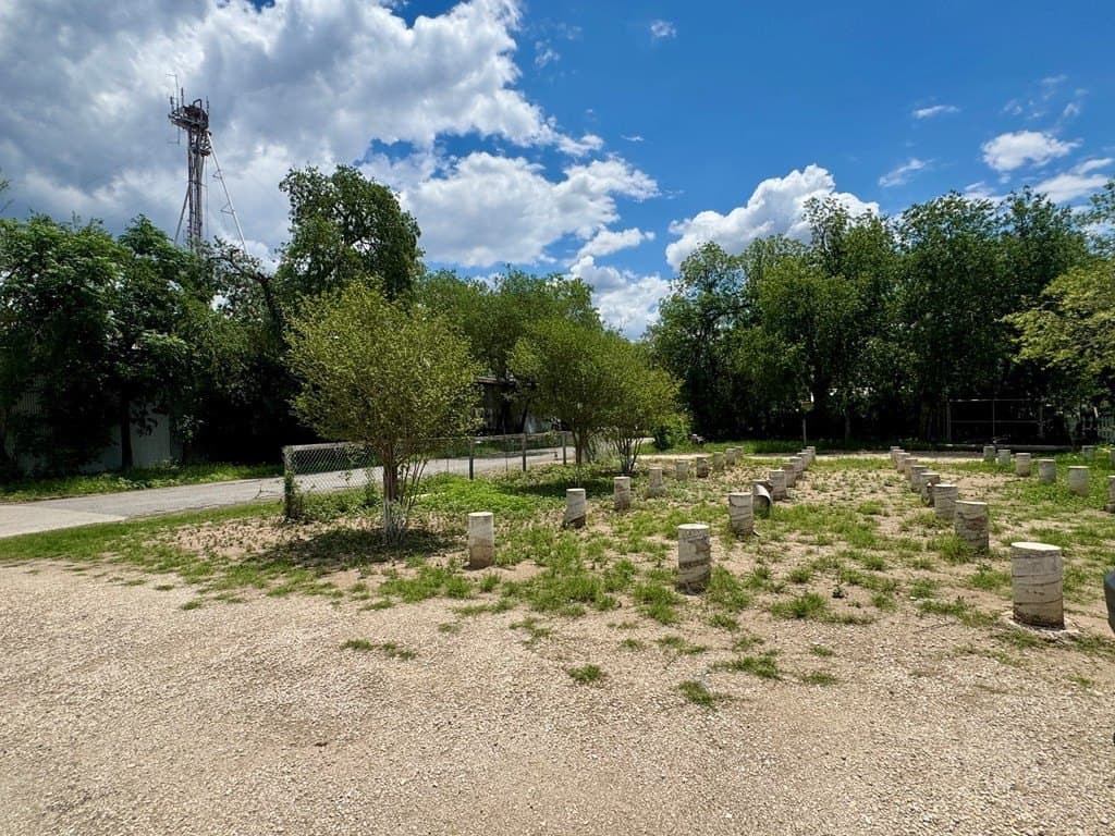 0.14 acres in Uvalde County - photo 4