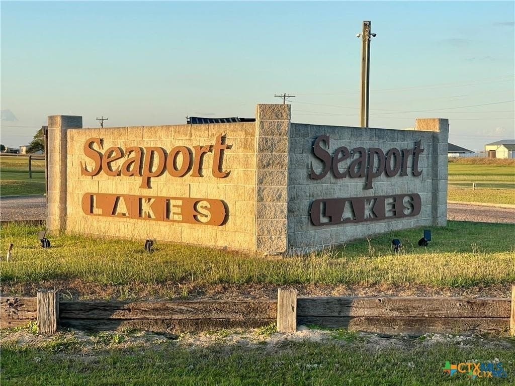 1.45 acres in Calhoun County - photo 2