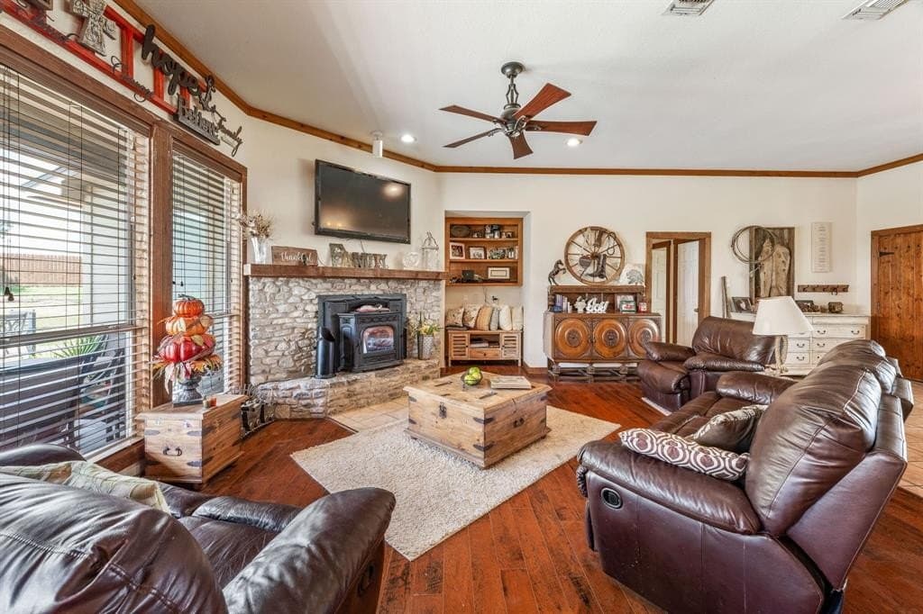 20 acres in Parker County - photo 4