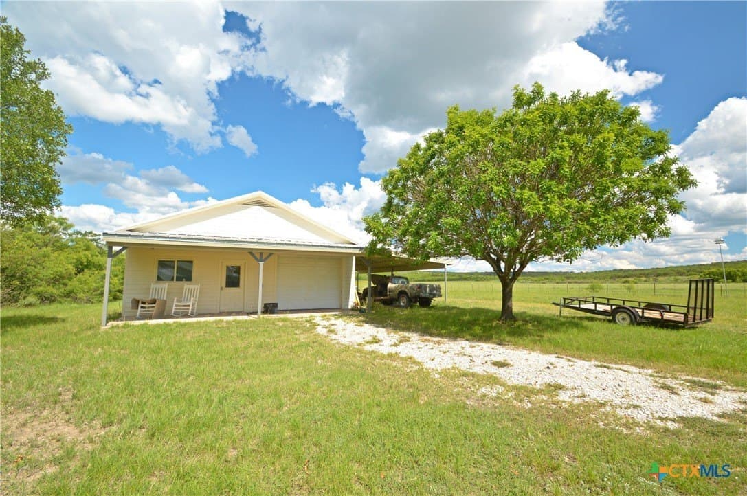 261.89 acres in San Saba County - photo 40