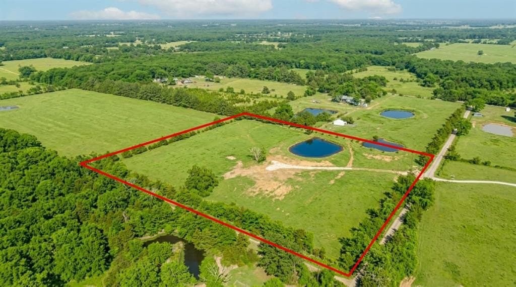 8.3 acres in Lamar County - photo 3