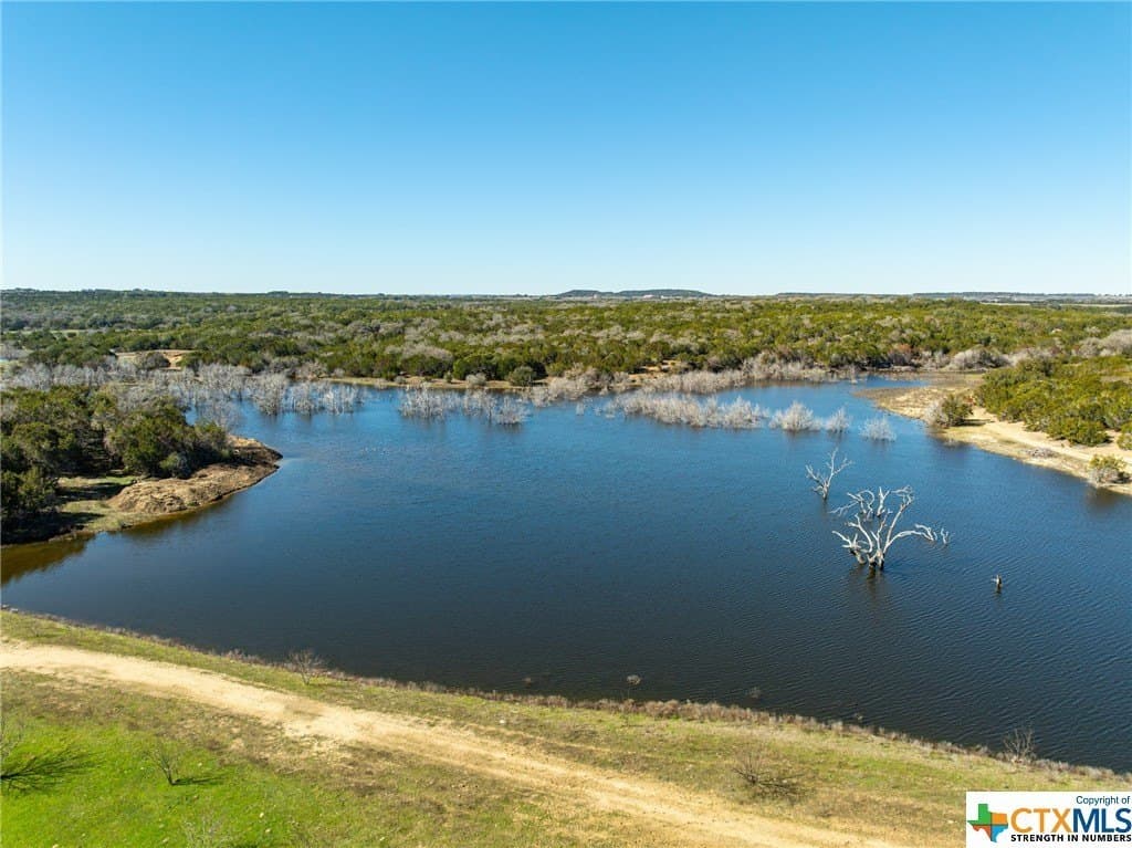 620 acres in Coryell County - photo 4