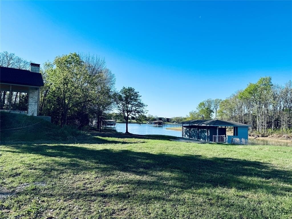 0.51 acres in Navarro County - photo 29