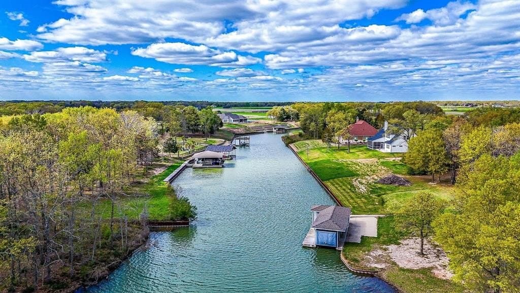 0.51 acres in Navarro County - photo 3