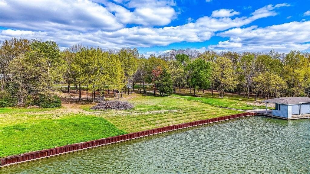 0.51 acres in Navarro County - photo 4