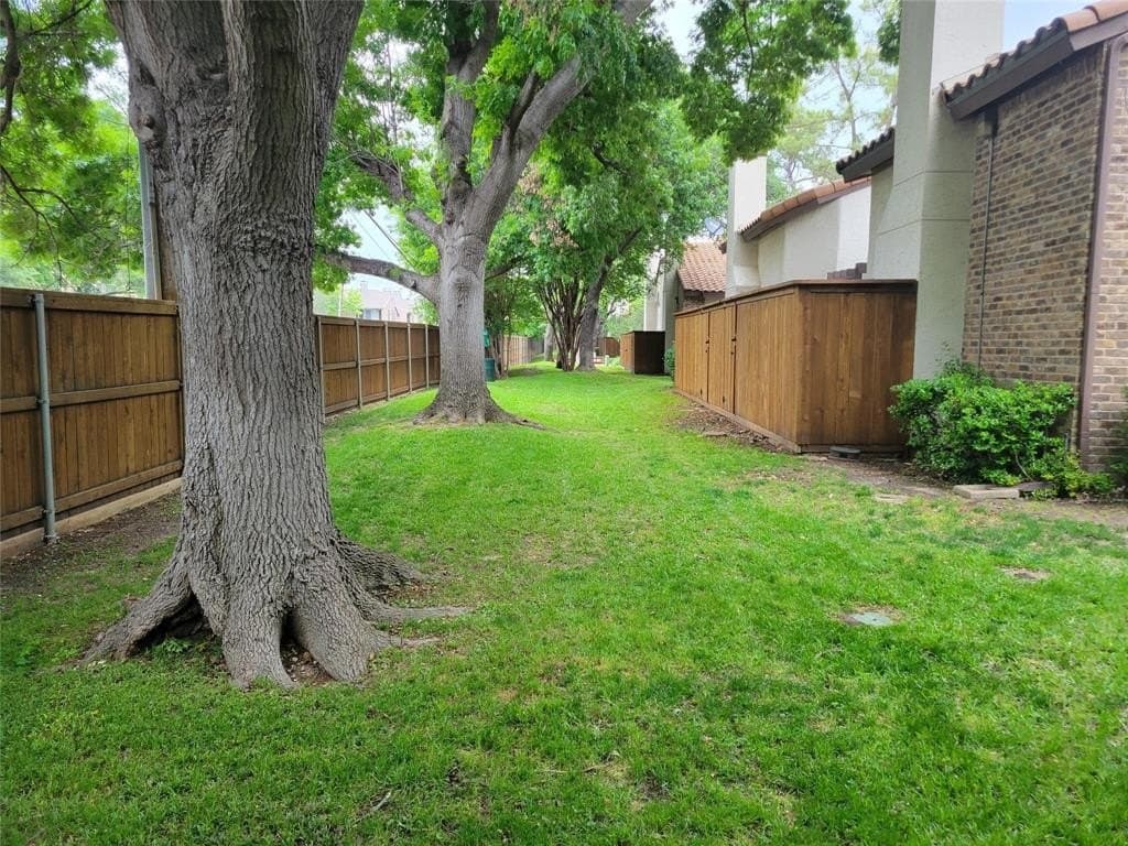 10.63 acres in Dallas County - photo 5