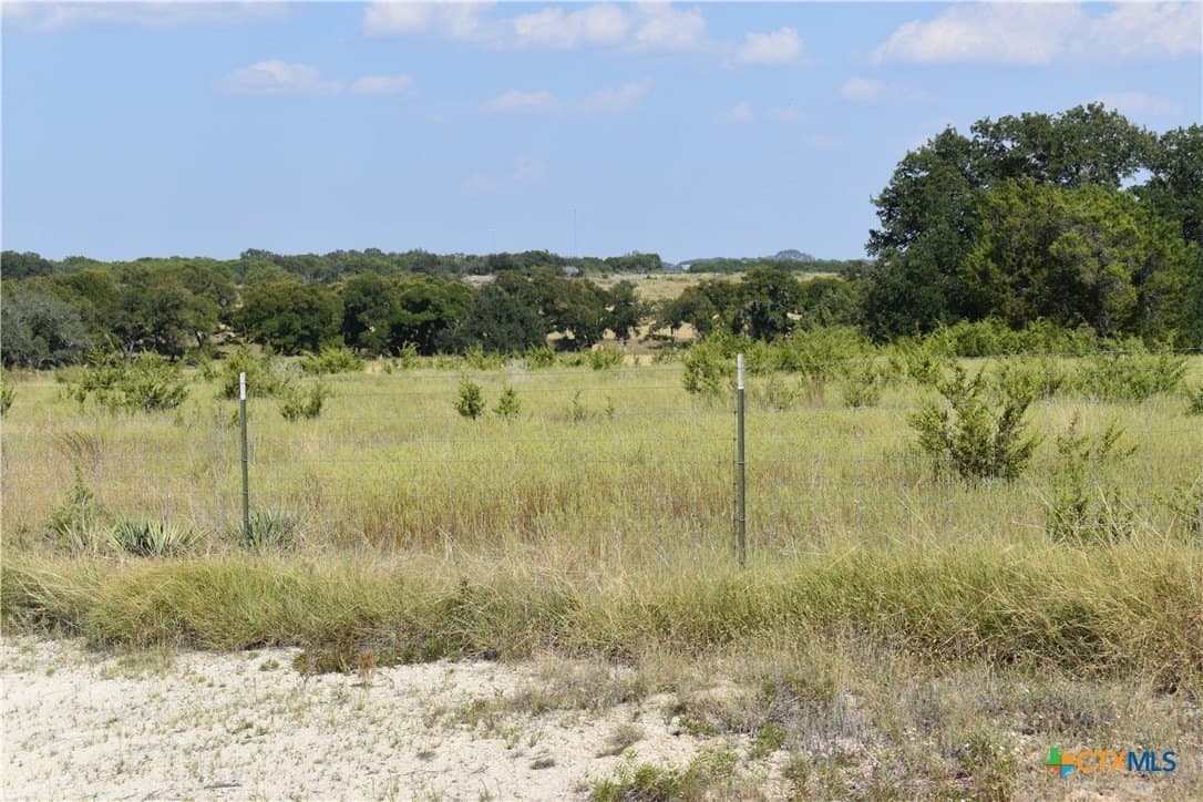 113.89 acres in Lampasas County - photo 4