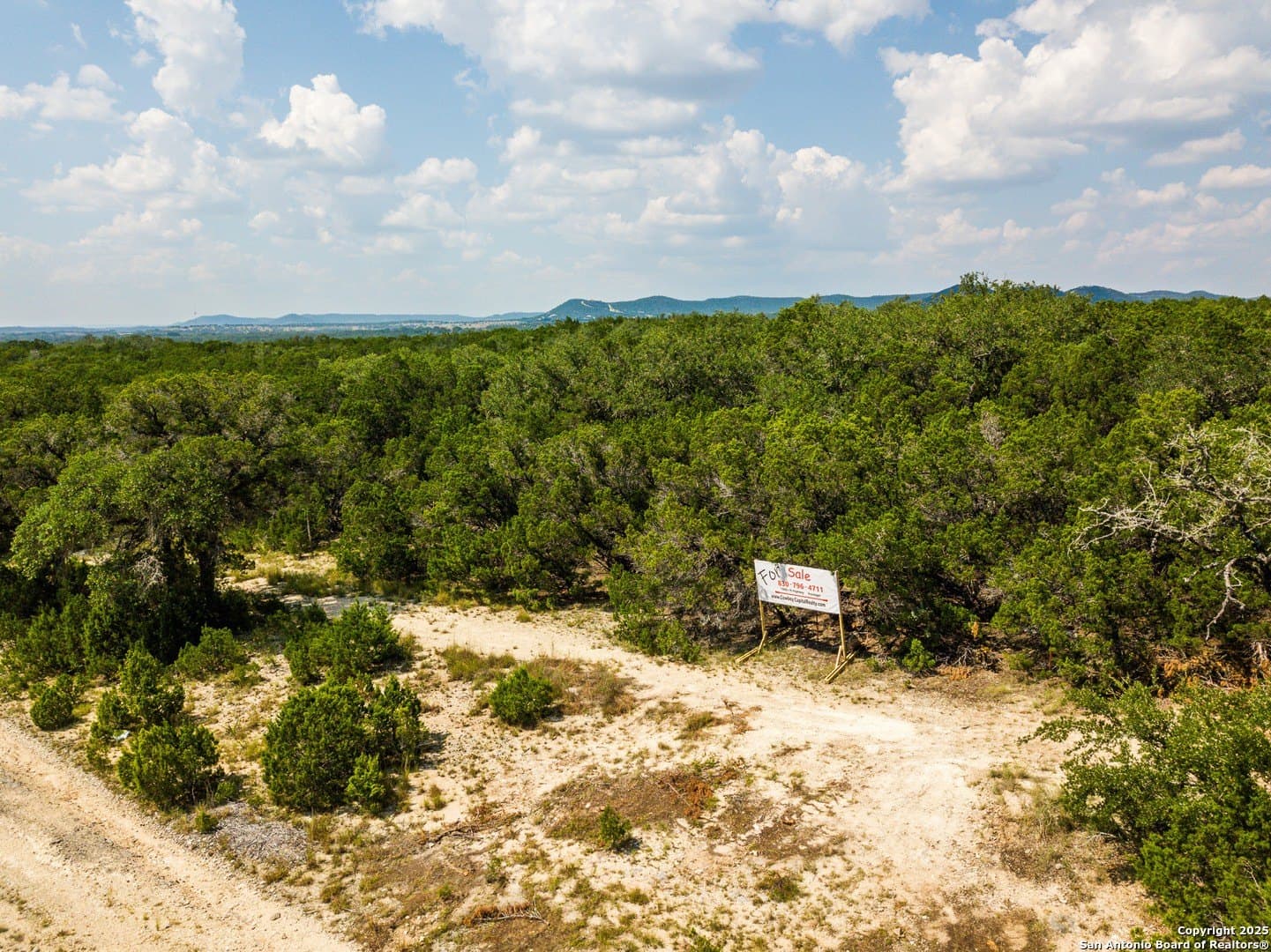 10 acres in Bandera County - photo 10