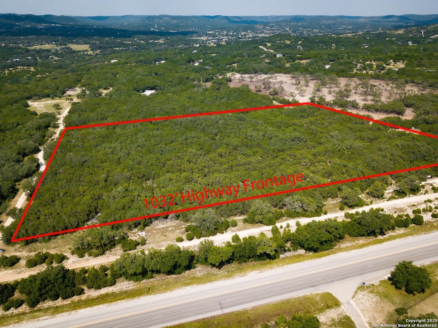 10 acres in Bandera County - photo 4