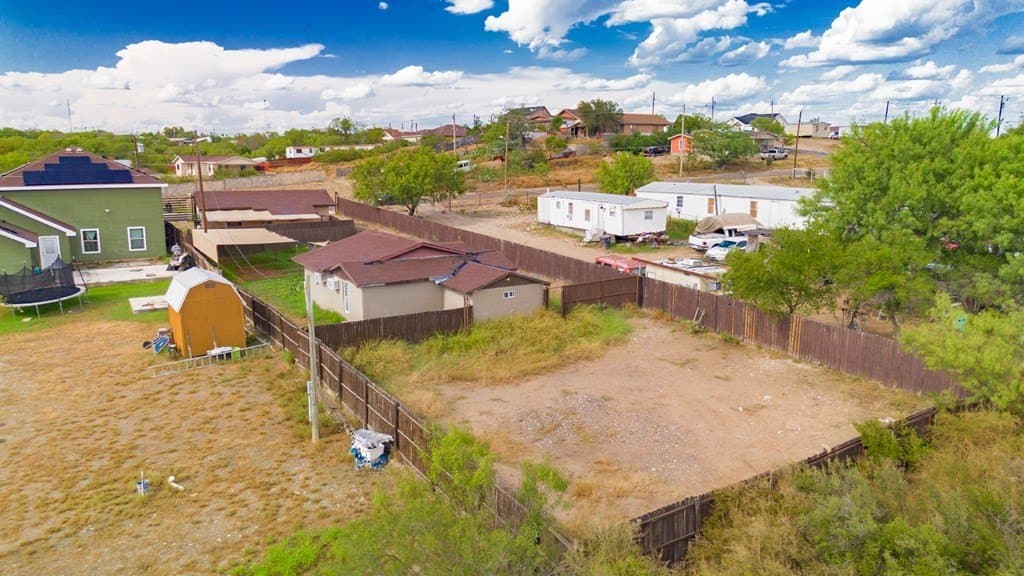 13,440 acres in Maverick County - photo 18