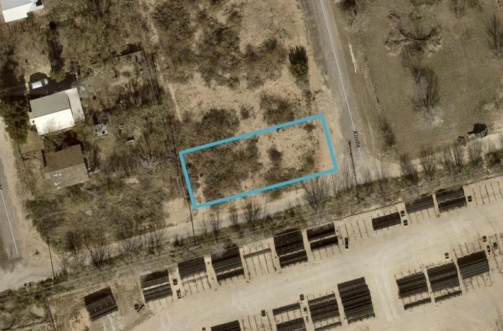 1322 Kindle Rd