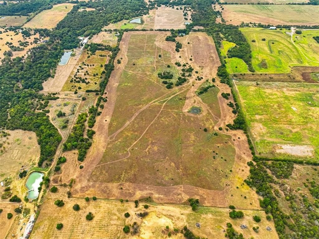 104.75 acres in Hunt County - photo 2