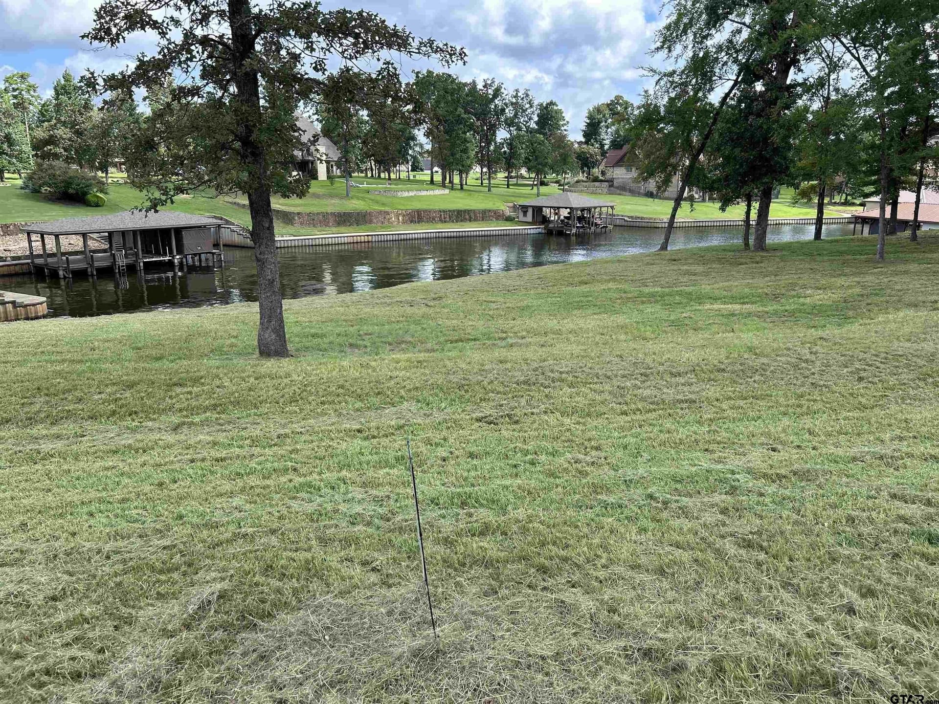 0.71 acres in Henderson County - photo 11