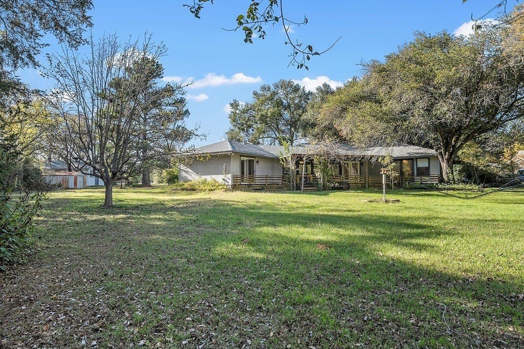 1.66 acres in Falls County - photo 4