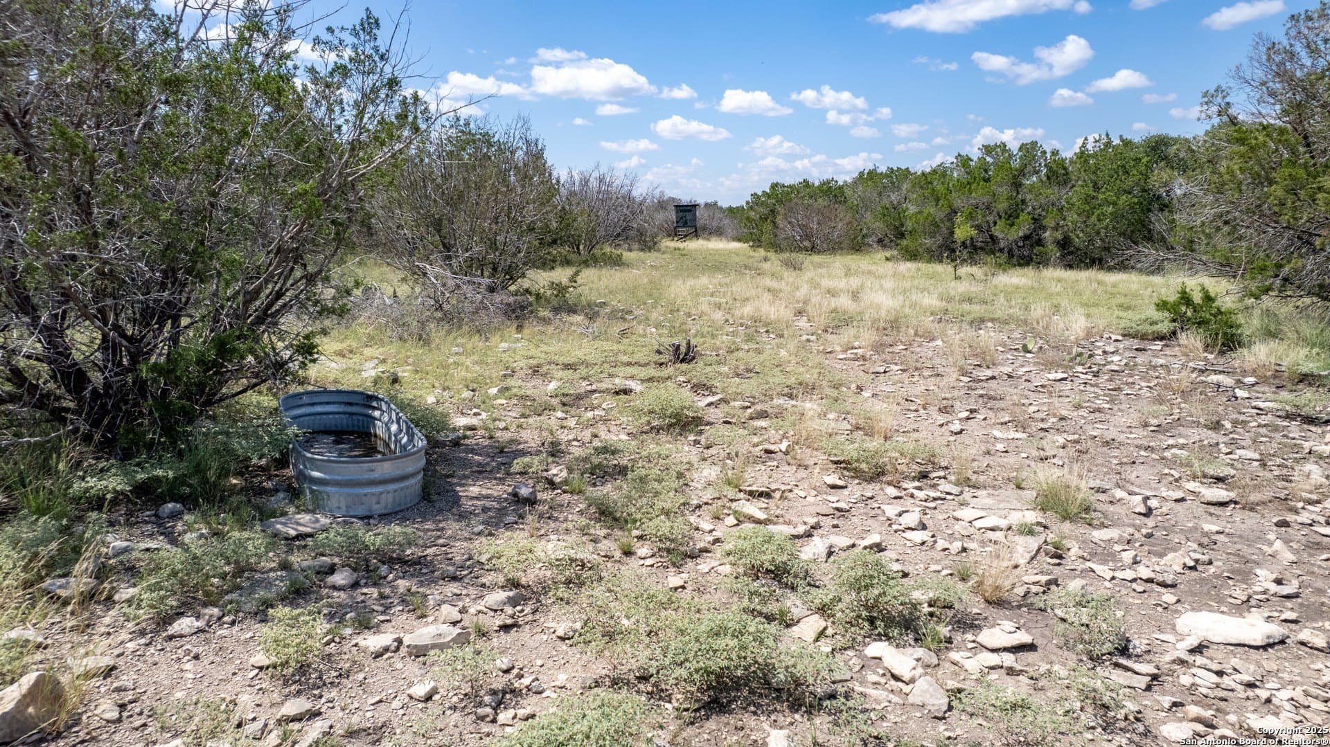 20.99 acres in Edwards County - photo 15