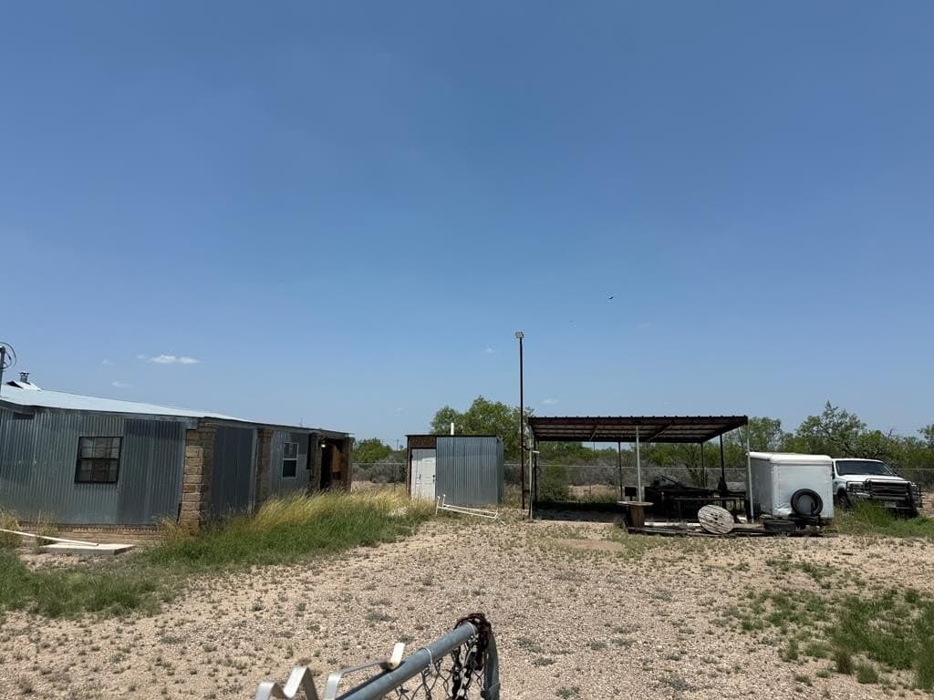 14,000 acres in Maverick County - photo 22