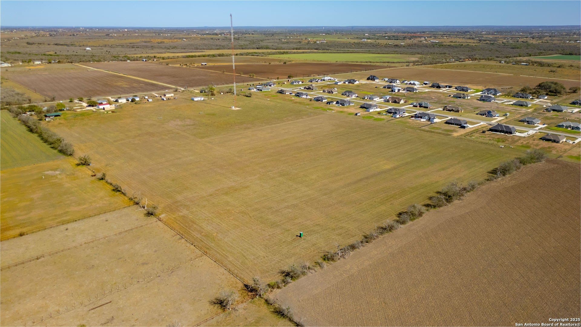 30.88 acres in Guadalupe County - photo 3