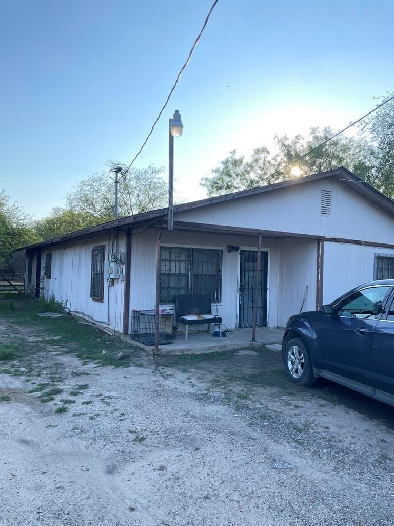 18 Rios Ave