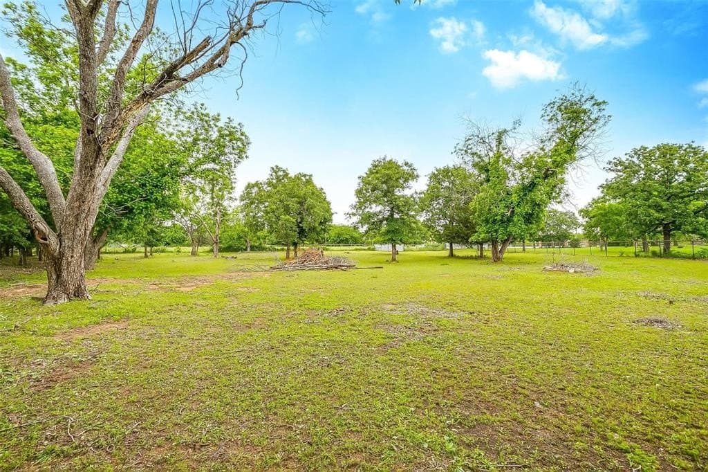 3.21 acres in Johnson County - photo 10