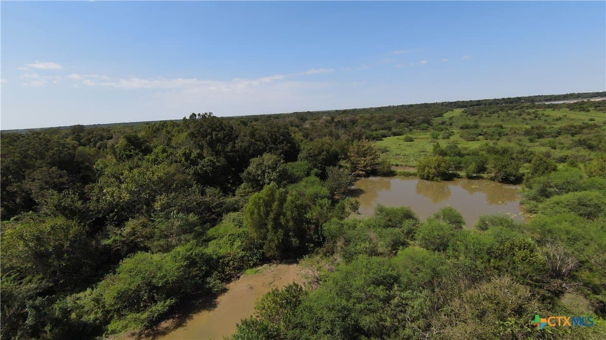 343.24 acres in Victoria County - photo 32