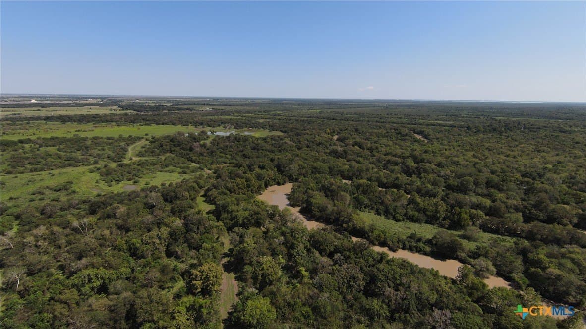 343.24 acres in Victoria County - photo 37