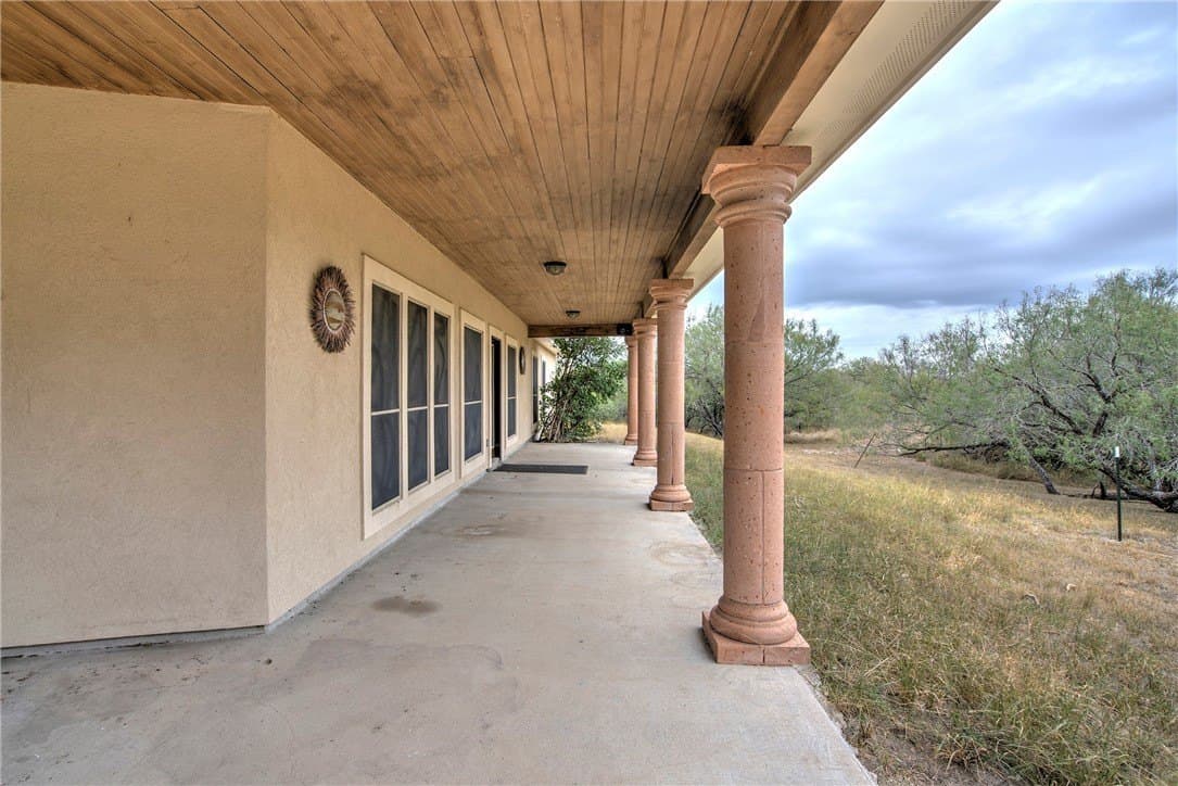 11.59 acres in Nueces County - photo 5