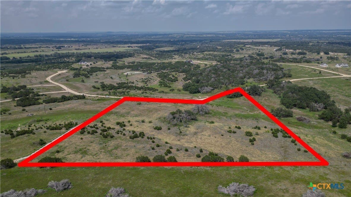 10.01 acres in Hamilton County - photo 2