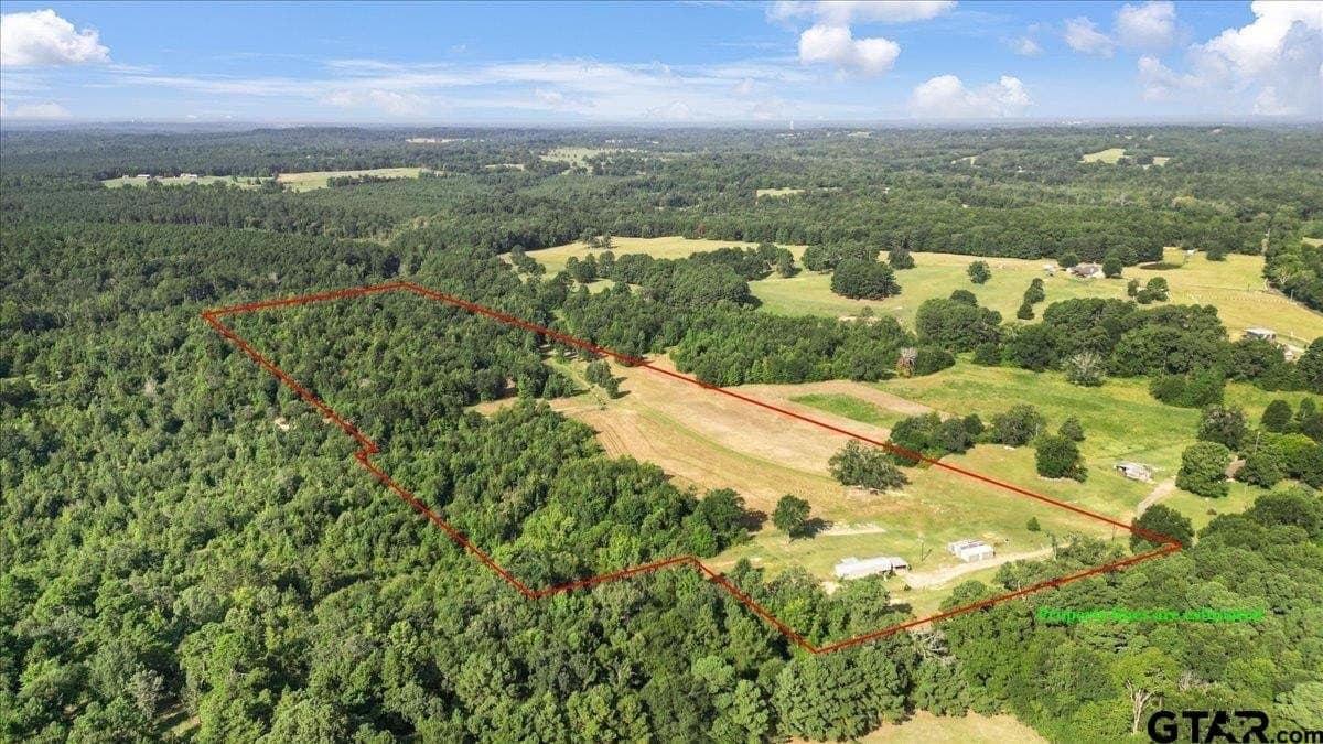 32 acres in Upshur County - photo 2