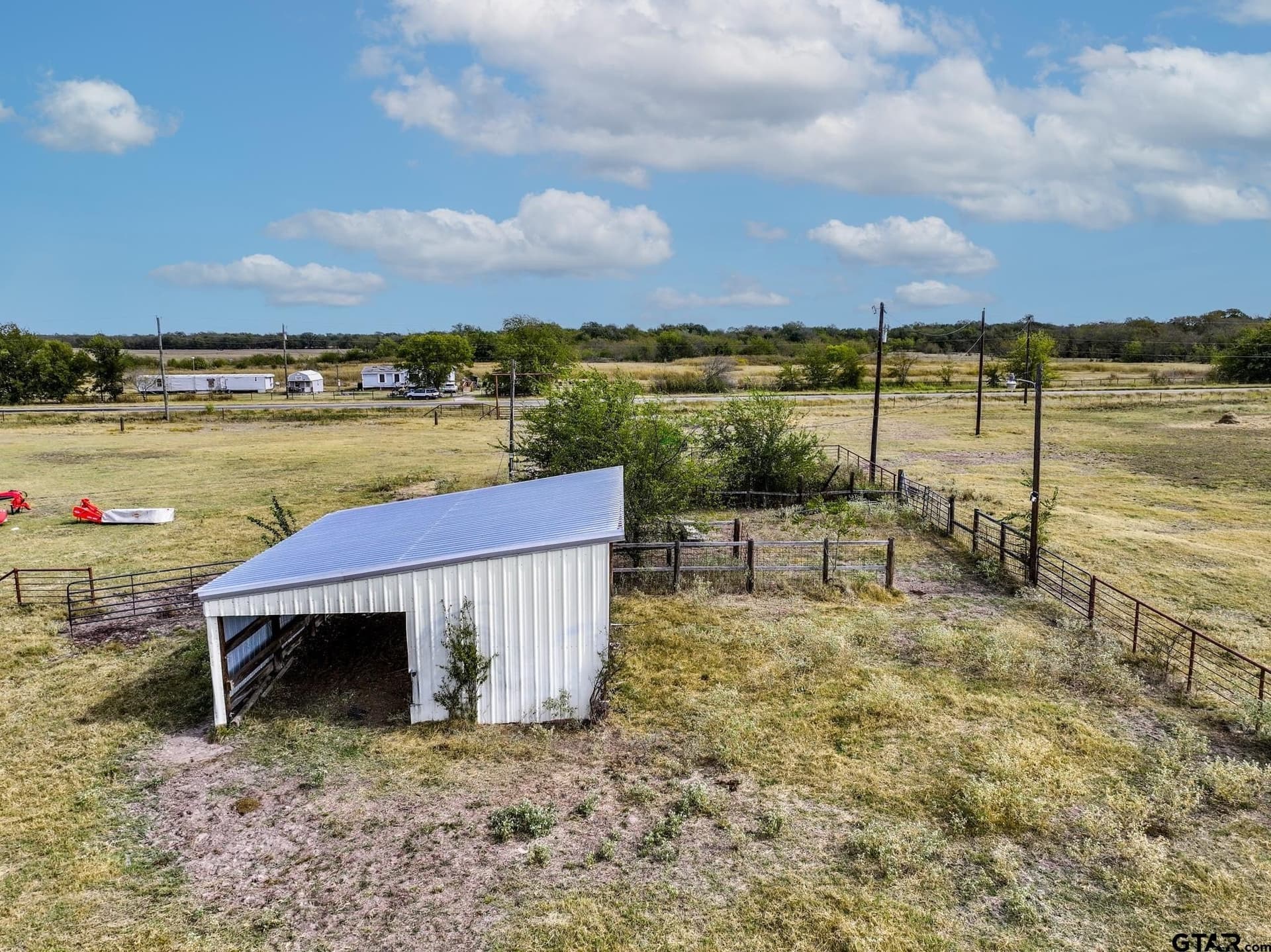 112.08 acres in Hopkins County - photo 5