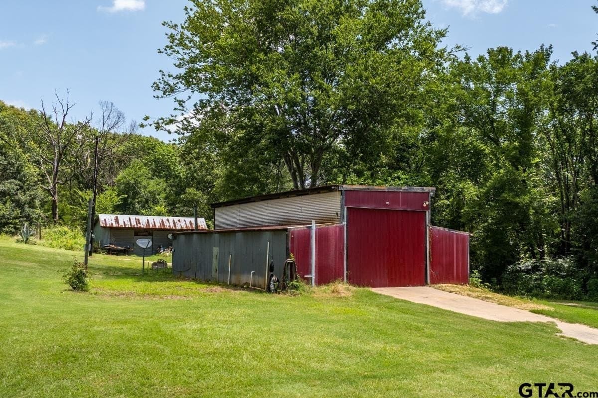 10.18 acres in Henderson County - photo 24