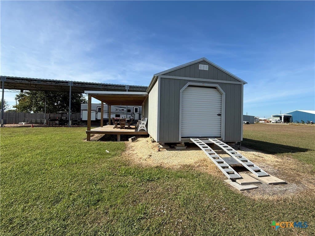 0.41 acres in Calhoun County - photo 16