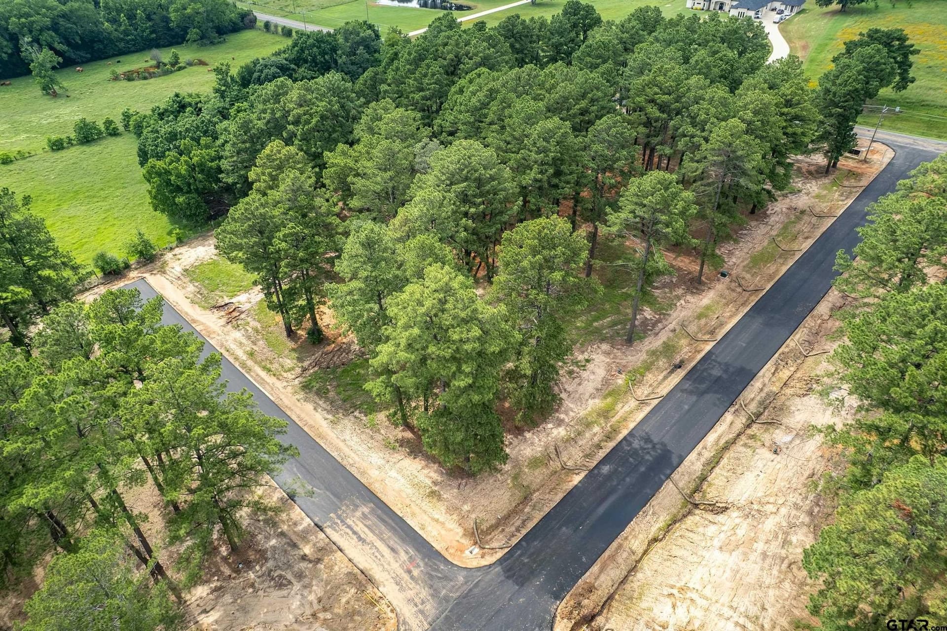0.27 acres in Smith County - photo 17