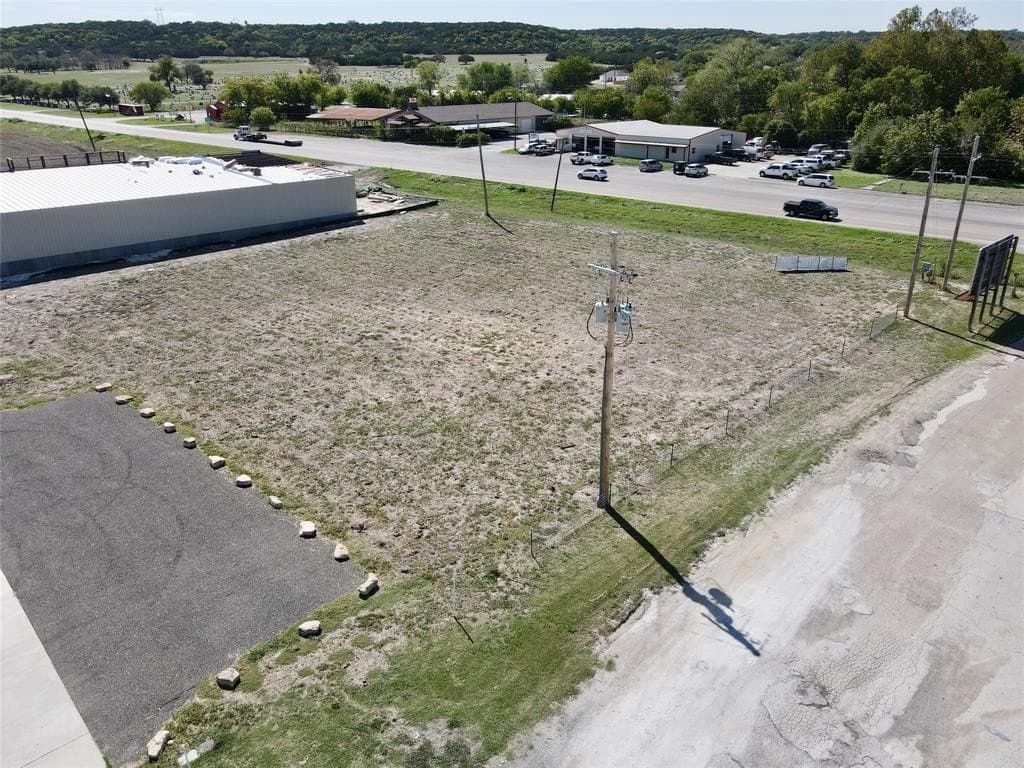 0.84 acres in Bosque County - photo 6