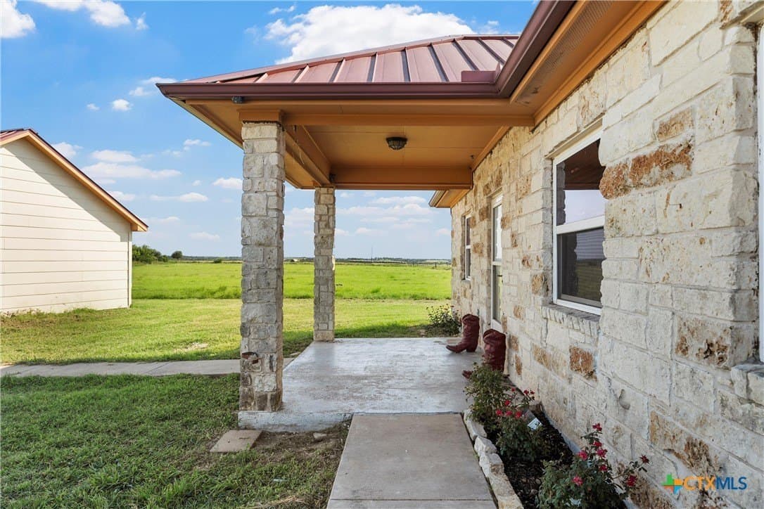 14.11 acres in Milam County - photo 4