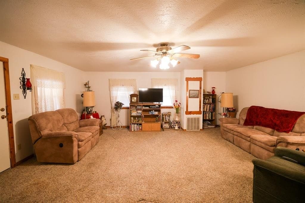 46.58 acres in Hunt County - photo 4