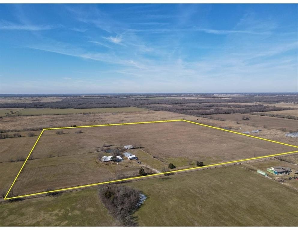 46.58 acres in Hunt County - photo 2