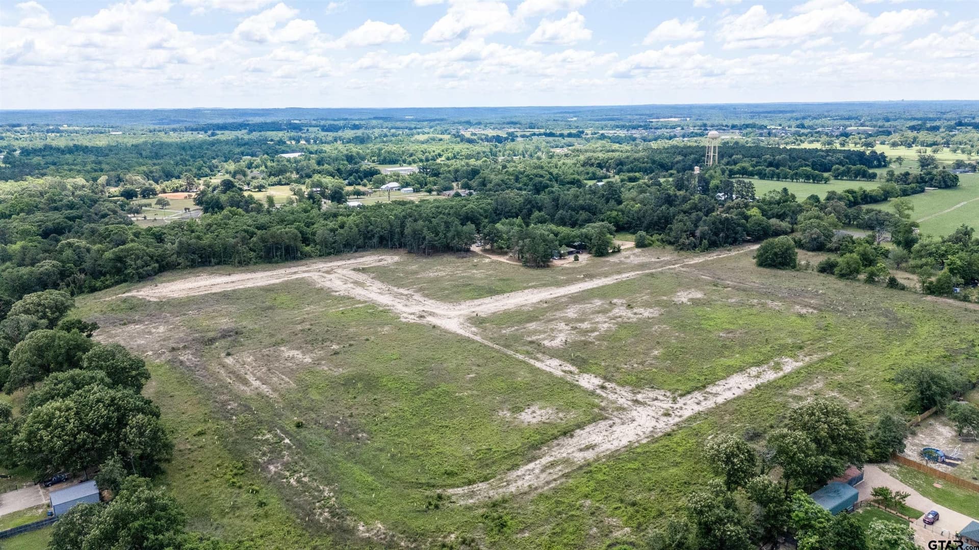 42.42 acres in Smith County - photo 17
