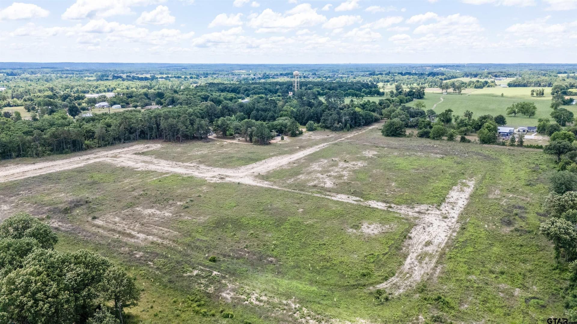 42.42 acres in Smith County - photo 16