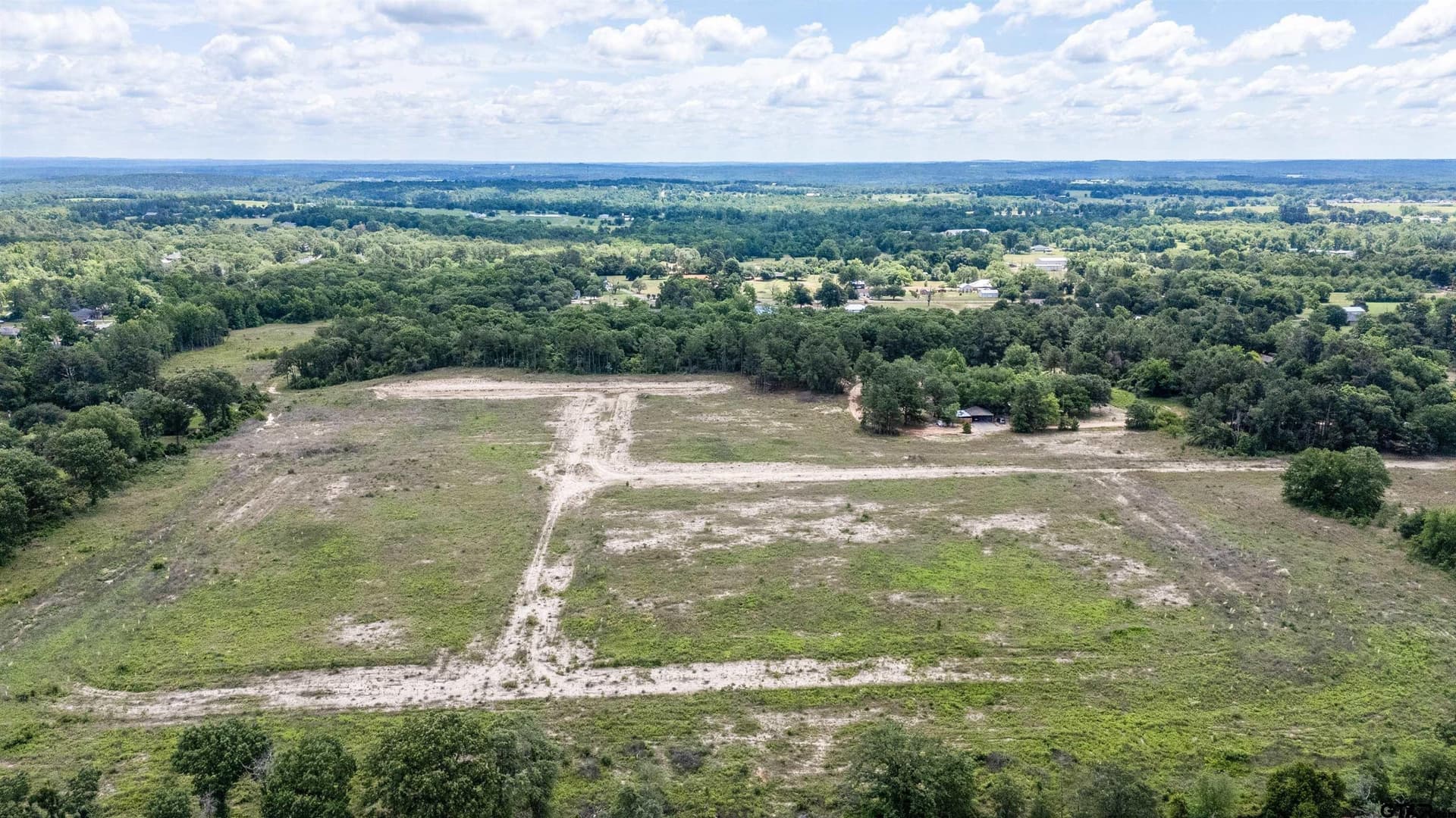 42.42 acres in Smith County - photo 14