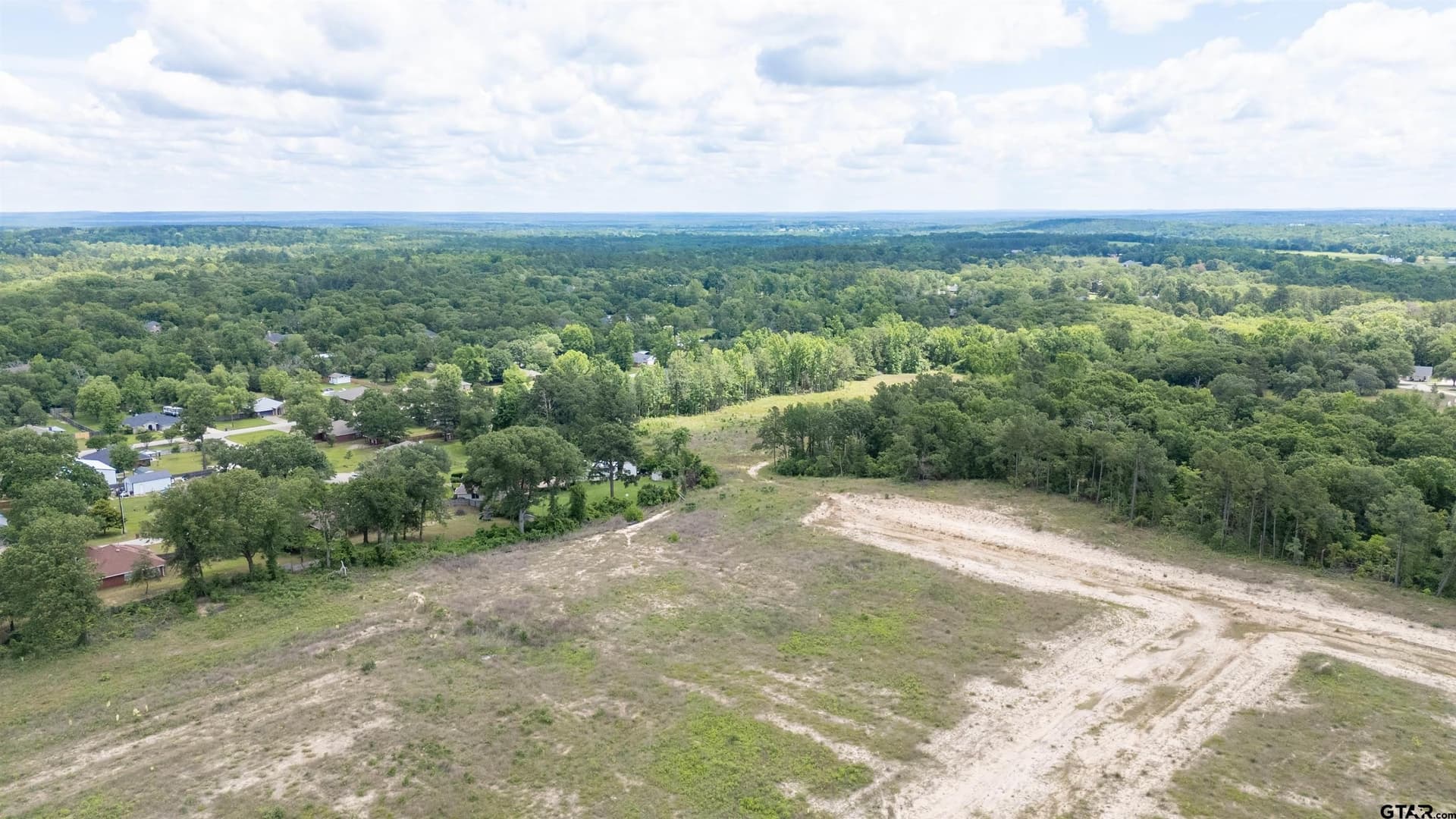42.42 acres in Smith County - photo 5
