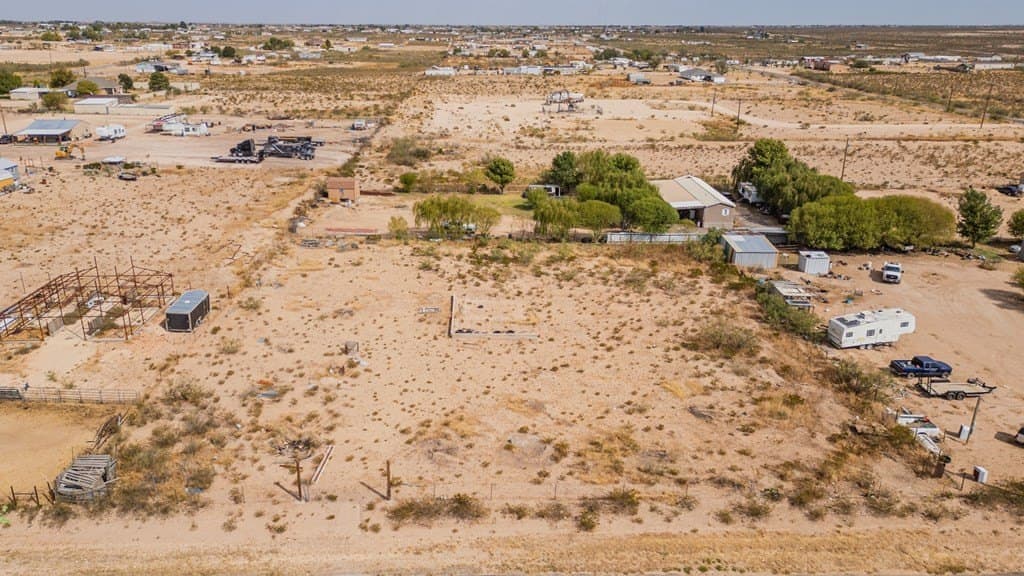1 acres in Ector County - photo 6