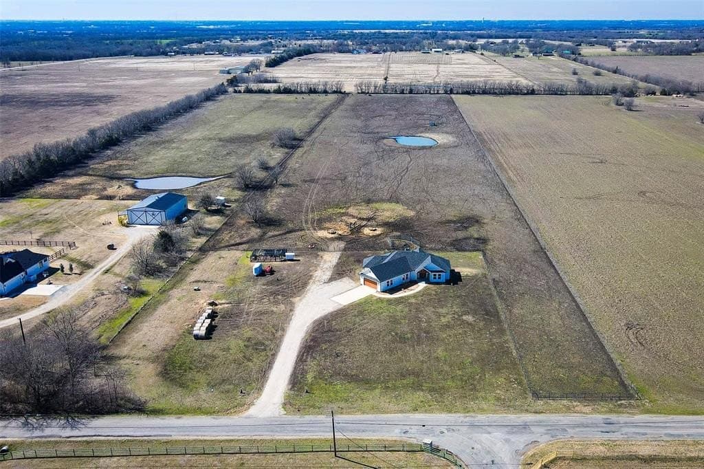 10.66 acres in Grayson County - photo 4