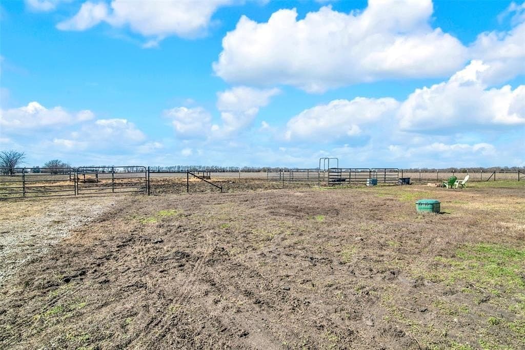 10.66 acres in Grayson County - photo 39