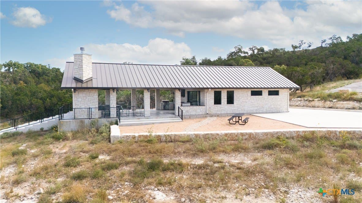 1.53 acres in Comal County - photo 16