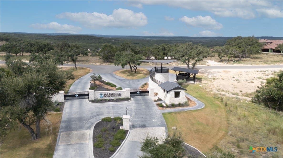 1.53 acres in Comal County - photo 11