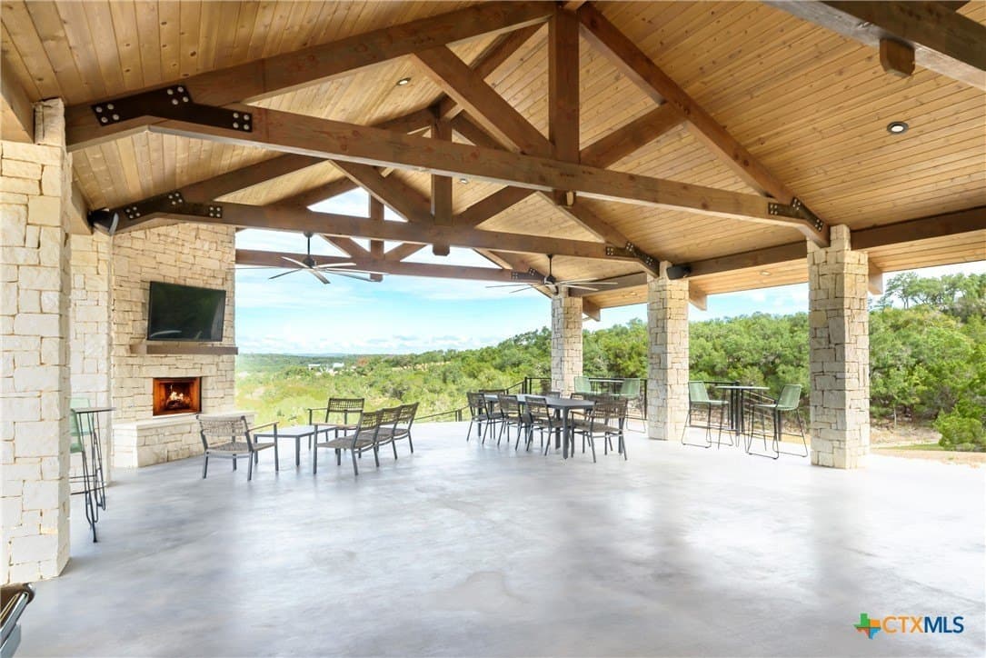 1.53 acres in Comal County - photo 17