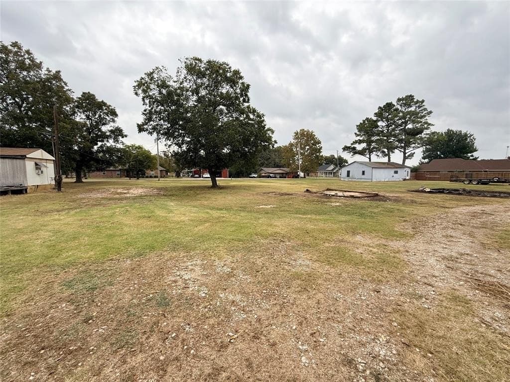 0.92 acres in Grayson County - photo 4