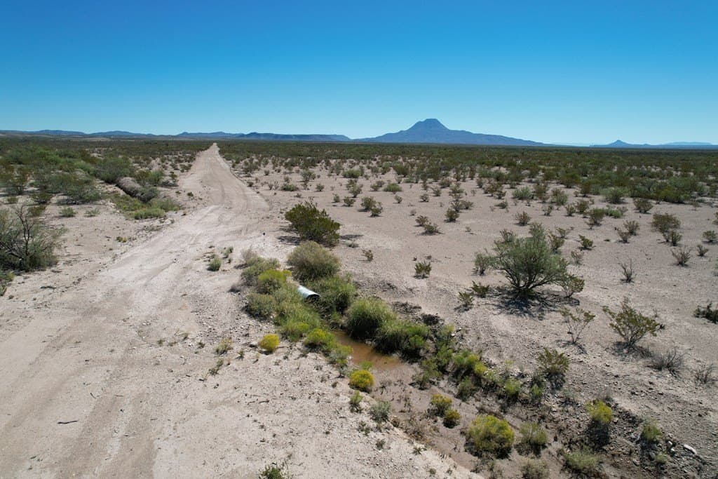 80.99 acres in Brewster County - photo 6